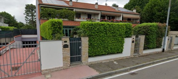 5-salle Appartement à Seveso, Italy No. 5332 2