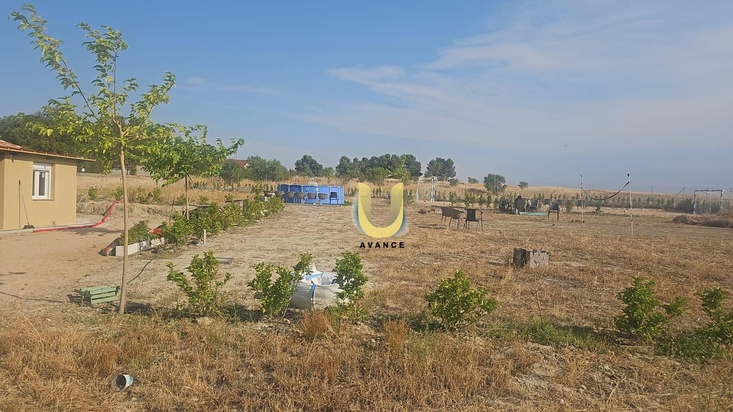 2700m² Land in Fuentiduena de Tajo, Spain No. 178901