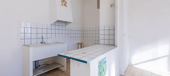 Apartamento de 1 dormitorio en Marseille, France No. 316151 5