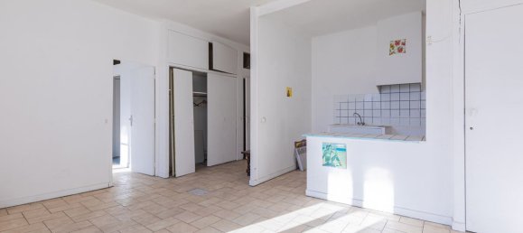 Apartamento de 1 dormitorio en Marseille, France No. 316151 7