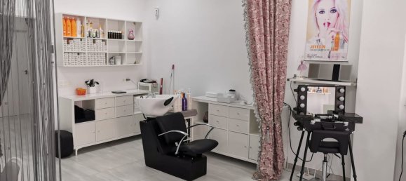 propriété commerciale à vendre à La Zenia, Alicante, Valencian Community, Spain № 365045 2
