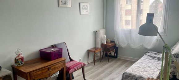 2 Schlafzimmer Wohnung in Montmorency, France, Nr. 163950 8