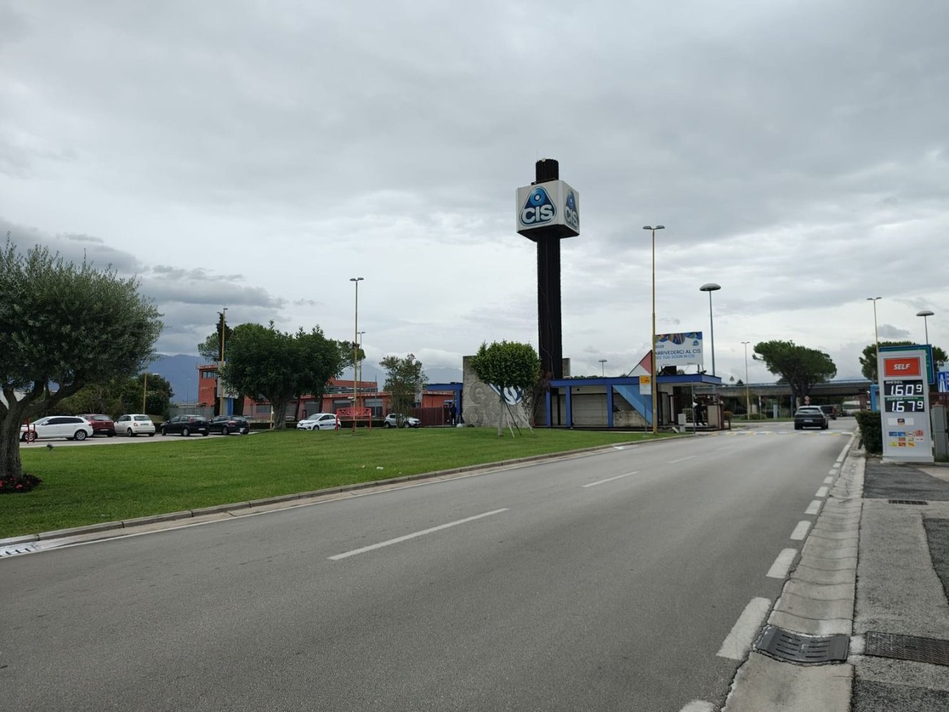 90m² Office in Nola, Italy No. 344536