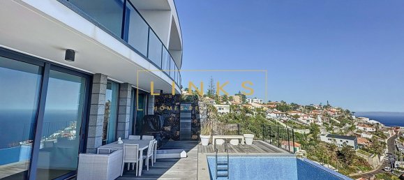 Villa de 3 dormitorios en Canico, Portugal No. 142024 2