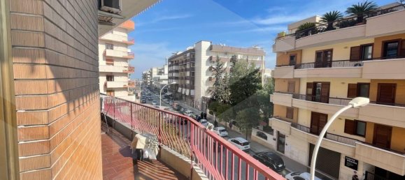 4 rooms Apartment in Andria, Italy No. 16423 3