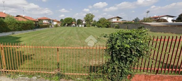  قطعة أرض في Inveruno, Italy 2120متر مربع رقم 21876 6