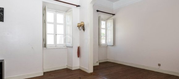 2 bedrooms Apartment in Lisbon, Portugal No. 124199 2