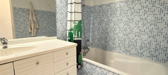 Apartamento de 3 dormitorios en Saint-Etienne, France No. 363277 8