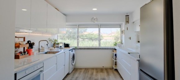 3 bedrooms Apartment in Cascais, Portugal No. 208555 6