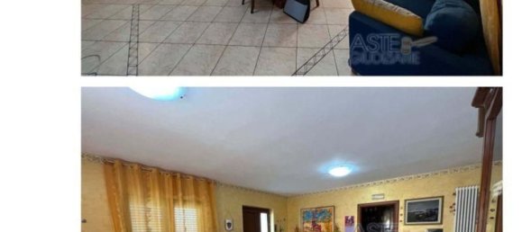 6 rooms Apartment in Picerno, Italy No. 262292 3