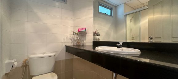 4 bedrooms Condo in Bangkok, Thailand No. 8715 5