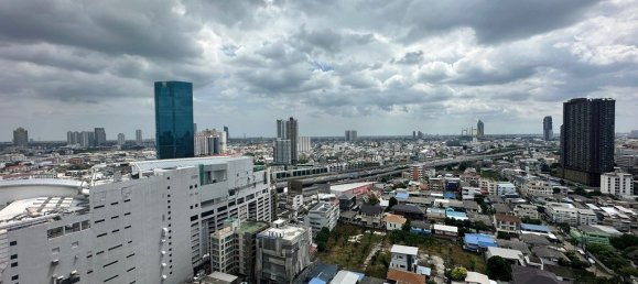 4 bedrooms Condo in Bangkok, Thailand No. 8715 20