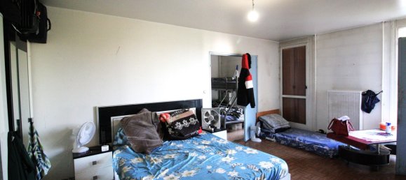 1 غرف نوم شقة في Garges-les-Gonesse, France رقم 175054 10