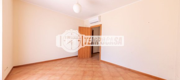 Квартира с 2 спальнями в Фьюмичино, Италия № 372273 16