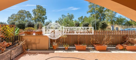 Квартира с 2 спальнями в Фьюмичино, Италия № 372273 23