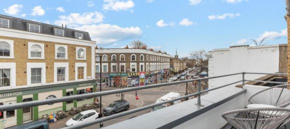 2 bedrooms Apartment in London, United Kingdom No. 4581 5