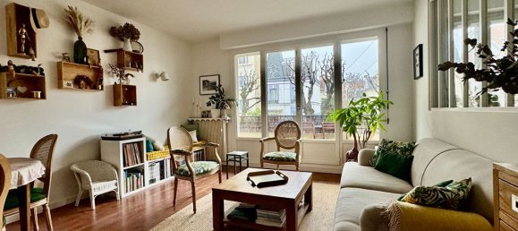 3 bedrooms Apartment in Bois-Colombes, France No. 125698 2