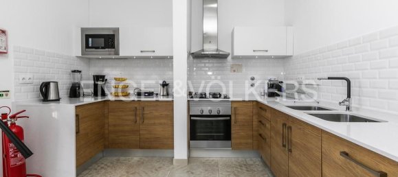 8 bedrooms House in Lisbon, Portugal No. 119674 22