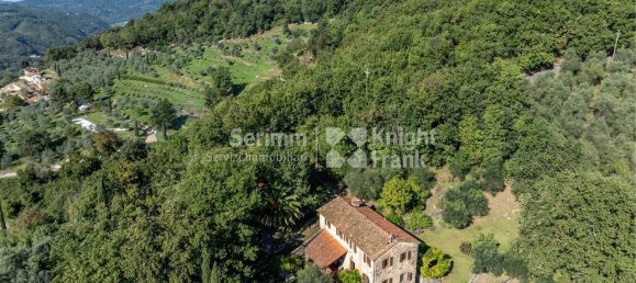 6 rooms House in Lucca, Italy No. 234577 4