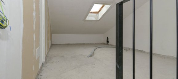 4 bedrooms Apartment in Caluso, Italy No. 370911 32