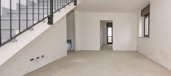 4 bedrooms Apartment in Caluso, Italy No. 370911 8