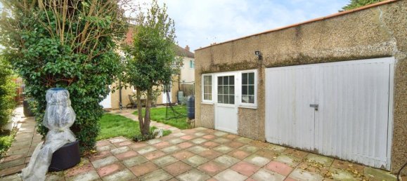 6 bedrooms House in Enfield, United Kingdom No. 11496 13