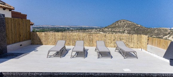 3 Schlafzimmer Stadthaus in La Marquesa, Spain, Nr. 11668 2