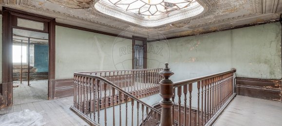 4 bedrooms Villa in Porto, Portugal No. 22934 27