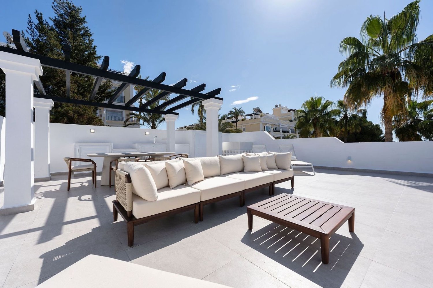 3 Schlafzimmer Penthouse in Marbella, Spain, Nr. 44677