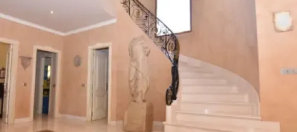 5 bedrooms Villa in Mijas, Spain No. 82732 8