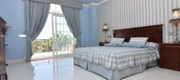 5 bedrooms Villa in Mijas, Spain No. 82732 24