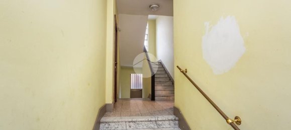 Apartamento T2 em Turin, Italy N.º 374919 16