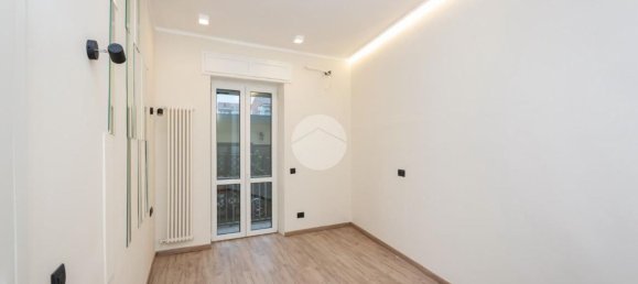 Apartamento T2 em Turin, Italy N.º 374919 11