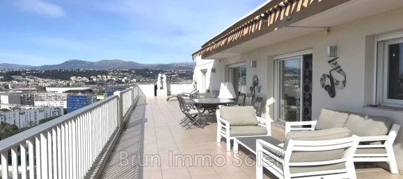 3 rooms Apartment in Nice, France No. 339440 3