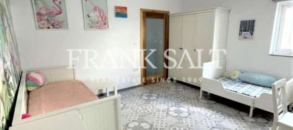 Квартира с 2 спальнями в Сан-Пауль-иль-Бахар, Мальта № 4918 5