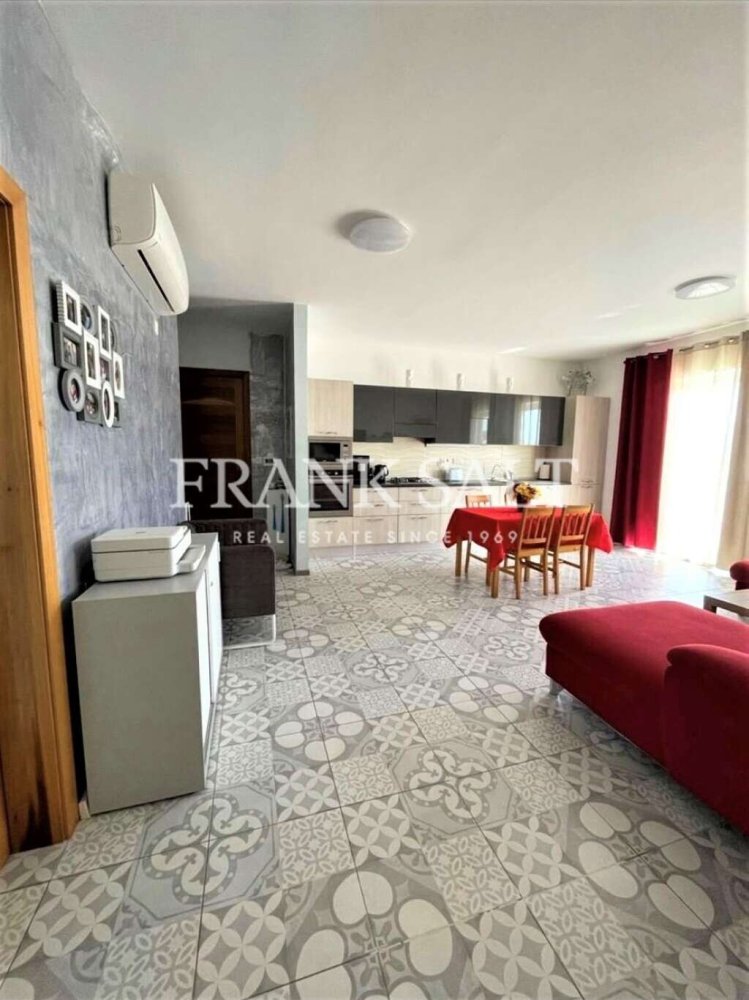 Квартира с 2 спальнями в Сан-Пауль-иль-Бахар, Мальта № 4918