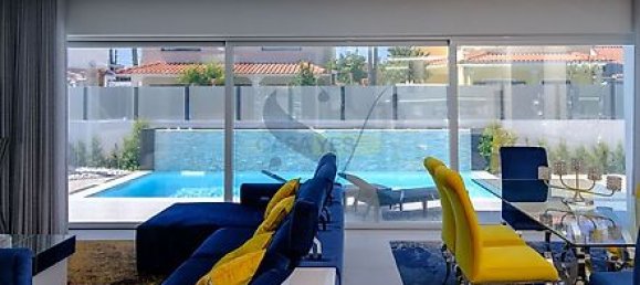 Casa de 3 dormitorios en Almada, Portugal No. 14773 13