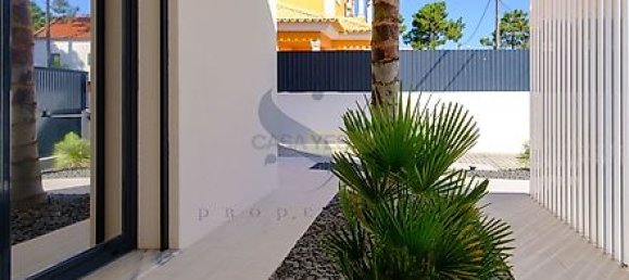 Casa de 3 dormitorios en Almada, Portugal No. 14773 21