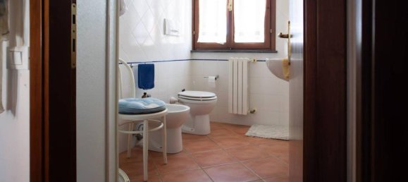3 rooms Apartment in Cecina, Italy No. 38682 13