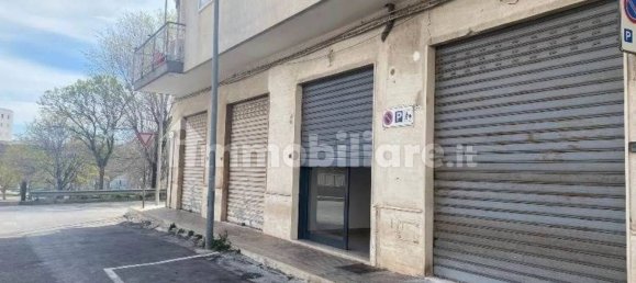 2-Zimmer Gewerbliche Immobilie in Ostuni, Italy, Nr. 339924 2