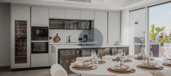 4 bedrooms Duplex in Marbella, Spain No. 46454 3