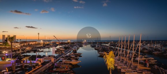 4 bedrooms Duplex in Marbella, Spain No. 46454 13