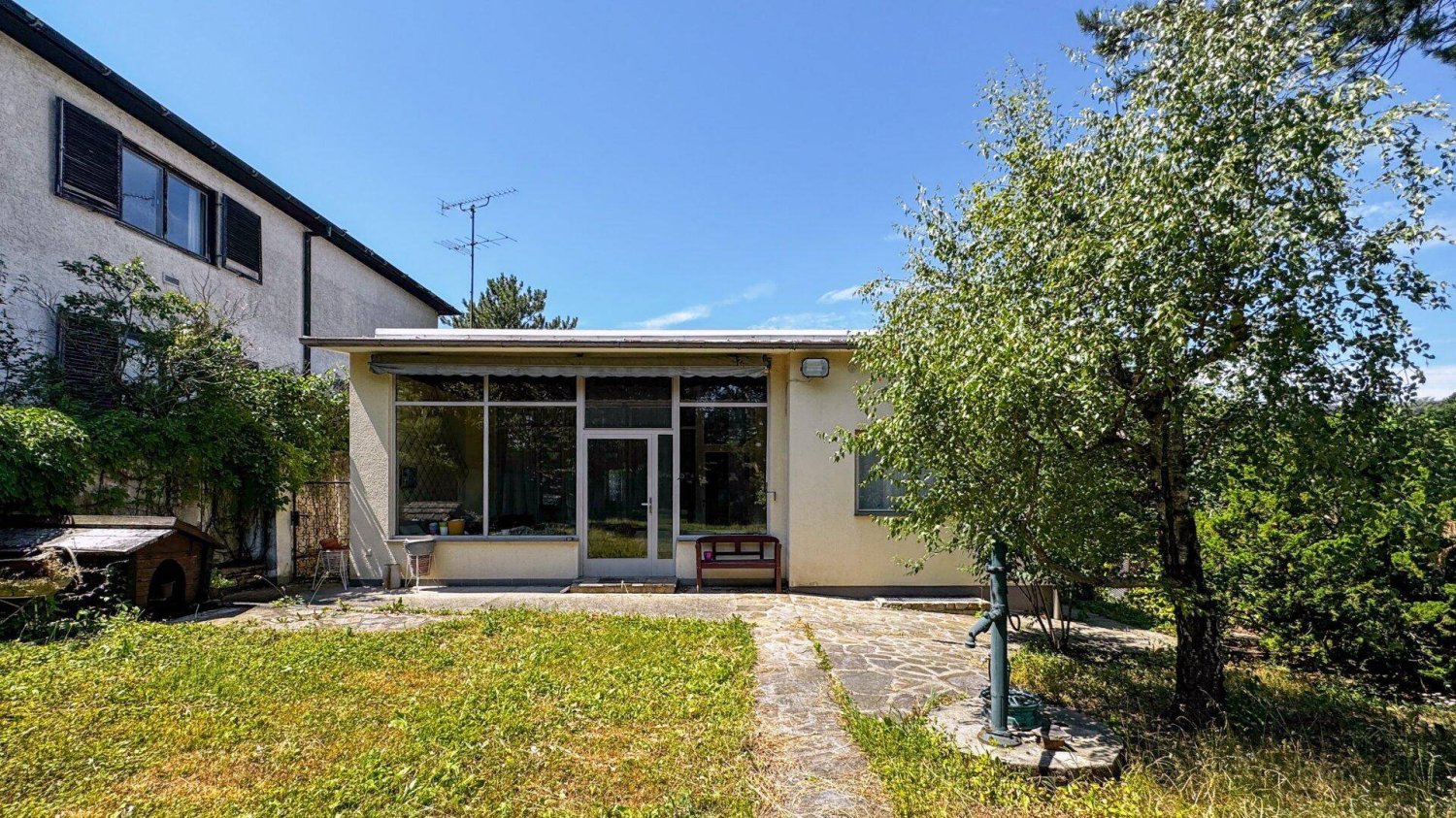 3-salle Bungalow à Perchtoldsdorf, Austria No. 233810