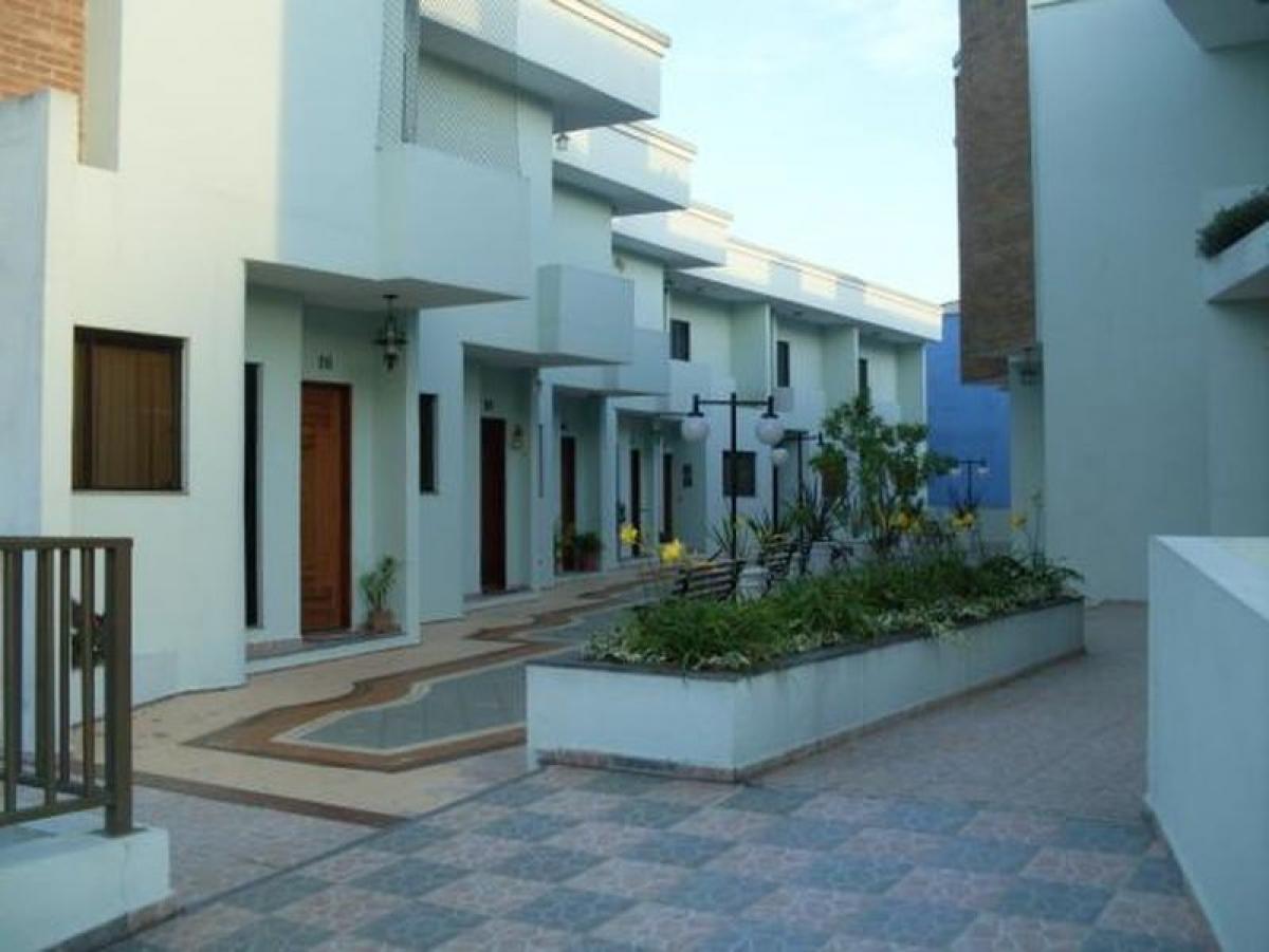 Casa de 3 dormitorios en Sao Paulo, Brazil No. 562291