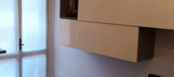 Квартира с 2 комнатами в Милан, Италия № 246620 8