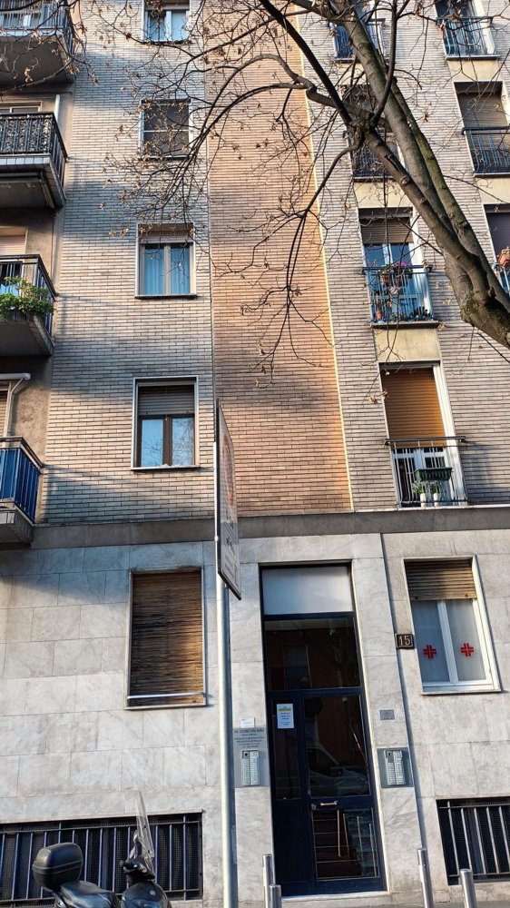 Квартира с 2 комнатами в Милан, Италия № 246620