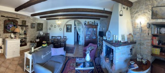 Квартира с 3 спальнями в Тоди, Италия № 380709 2