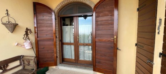 Квартира с 3 спальнями в Тоди, Италия № 380709 36