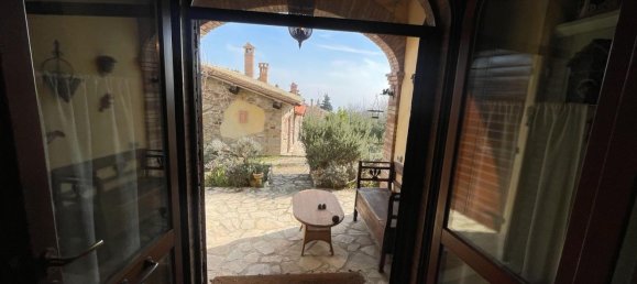 Квартира с 3 спальнями в Тоди, Италия № 380709 39