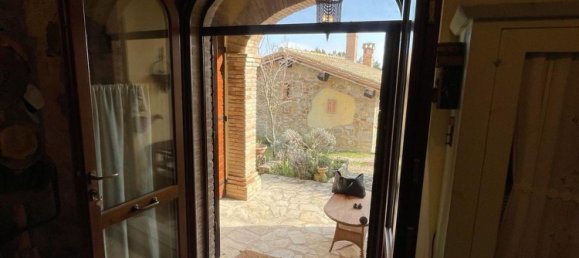 Квартира с 3 спальнями в Тоди, Италия № 380709 32